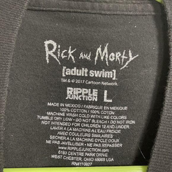 Rick and Morty T-Shirt Large Black Adult Swim Graphic Crew Neck Szechuan Sauce - Picture 4 of 5